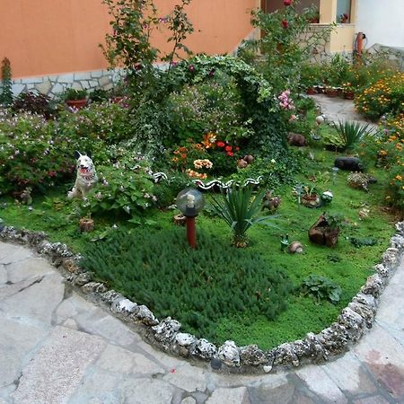 Family Hotel St. Constantine&Helena Iwajlowgrad Exterior foto