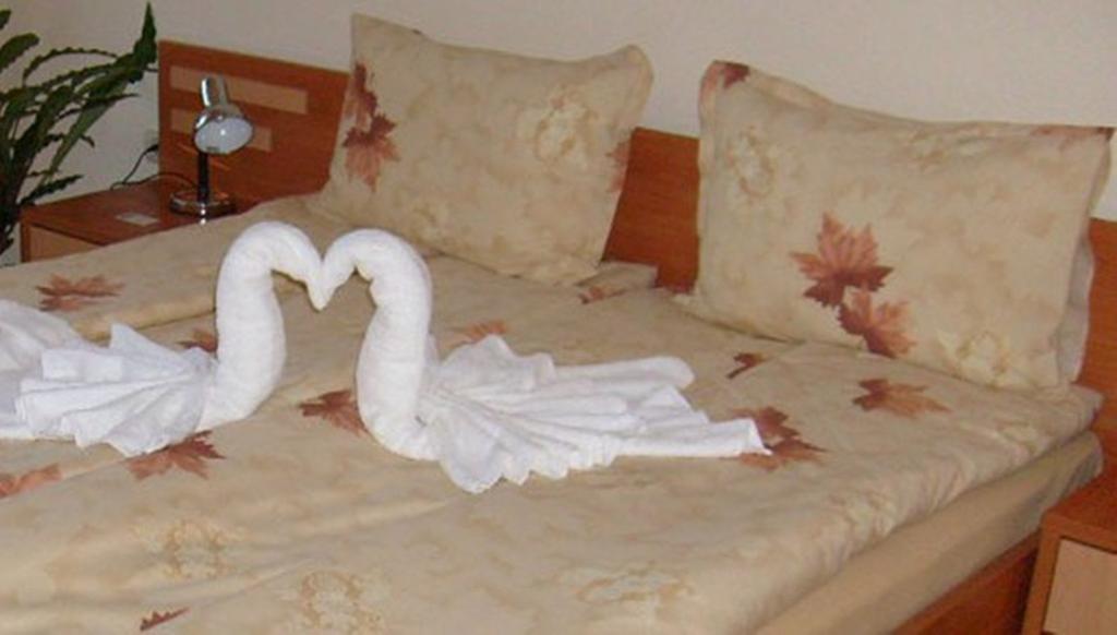 Family Hotel St. Constantine&Helena Iwajlowgrad Zimmer foto